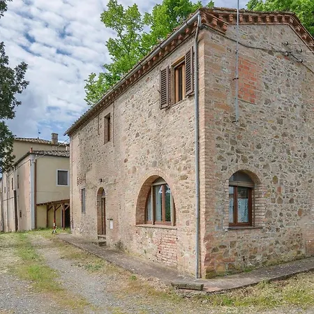 6 Bedroom Gorgeous In Holiday home *