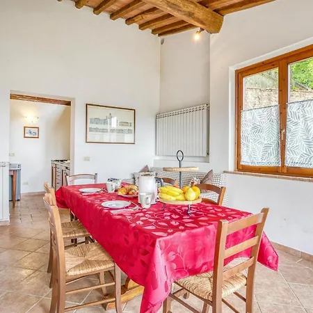 6 Bedroom Gorgeous In *