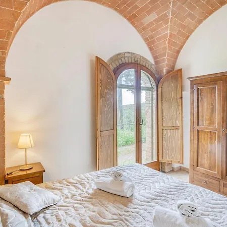 6 Bedroom Gorgeous In