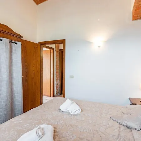 6 Bedroom Gorgeous In